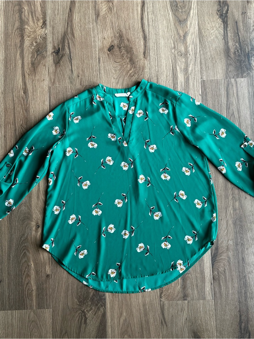 LUSH Green Floral V-Neck Blouse